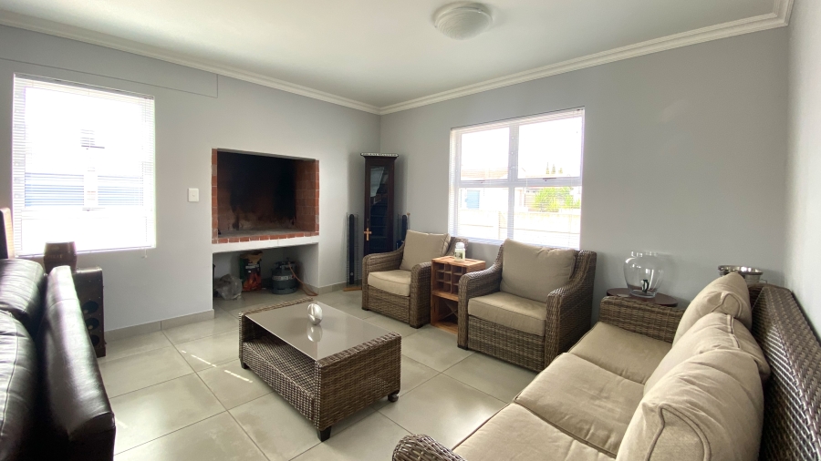 3 Bedroom Property for Sale in Port Owen Western Cape